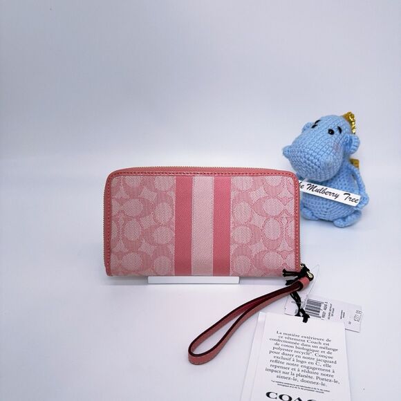 Coach C9073 Dempsey Large Phone Wallet Signature Jacquard Stripe And Patch Taffy - Picture 2 of 9